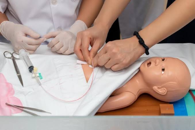 Using Manikins to Teach Vital Signs and Physical Assessment